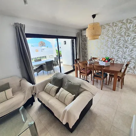 Alberto Private Heated Pool, Jacuzzi, Sea Views * Playa Blanca