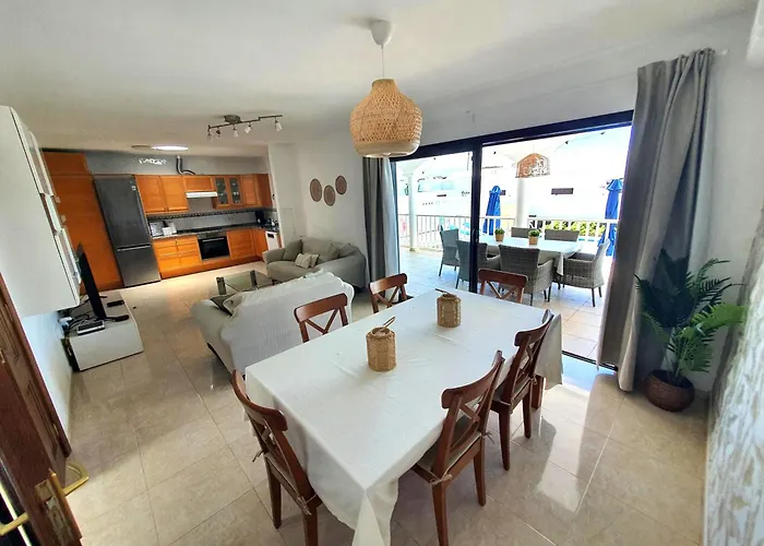 Βίλα Alberto Private Heated Pool, Jacuzzi, Sea Views