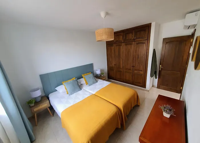 Alberto Private Heated Pool, Jacuzzi, Sea Views Вилла